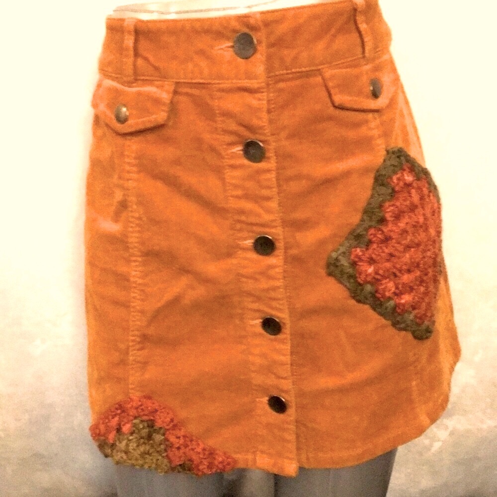 Women’s UPCYCLED HAND CRAFTED & CROCHETED GRANNY SQUARES Sz L Stylish Skirt - Picture 14 of 15